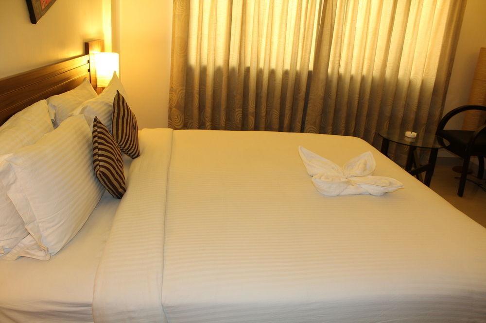 העיר בנגלור Capital O 14972 Hotel Ekaa מראה חיצוני תמונה