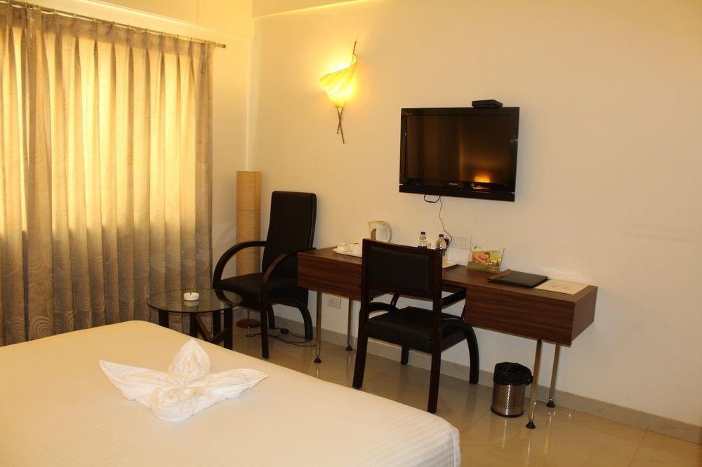 העיר בנגלור Capital O 14972 Hotel Ekaa מראה חיצוני תמונה