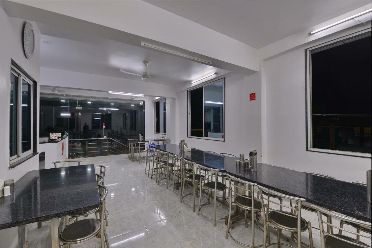 העיר בנגלור Capital O 14972 Hotel Ekaa מראה חיצוני תמונה